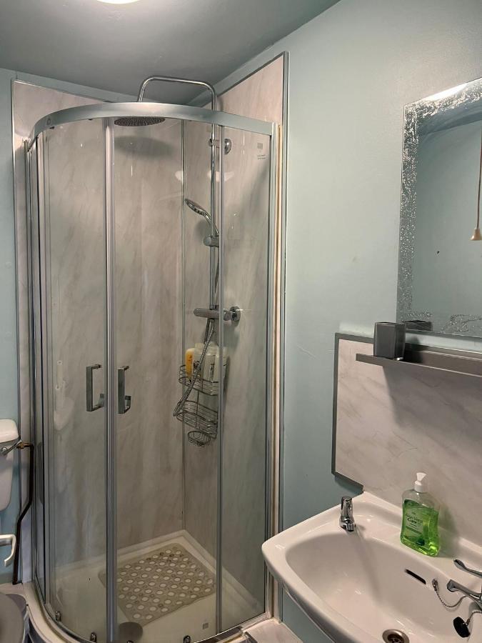 Topzy-turvy - 1 Bedroom Apartamento *